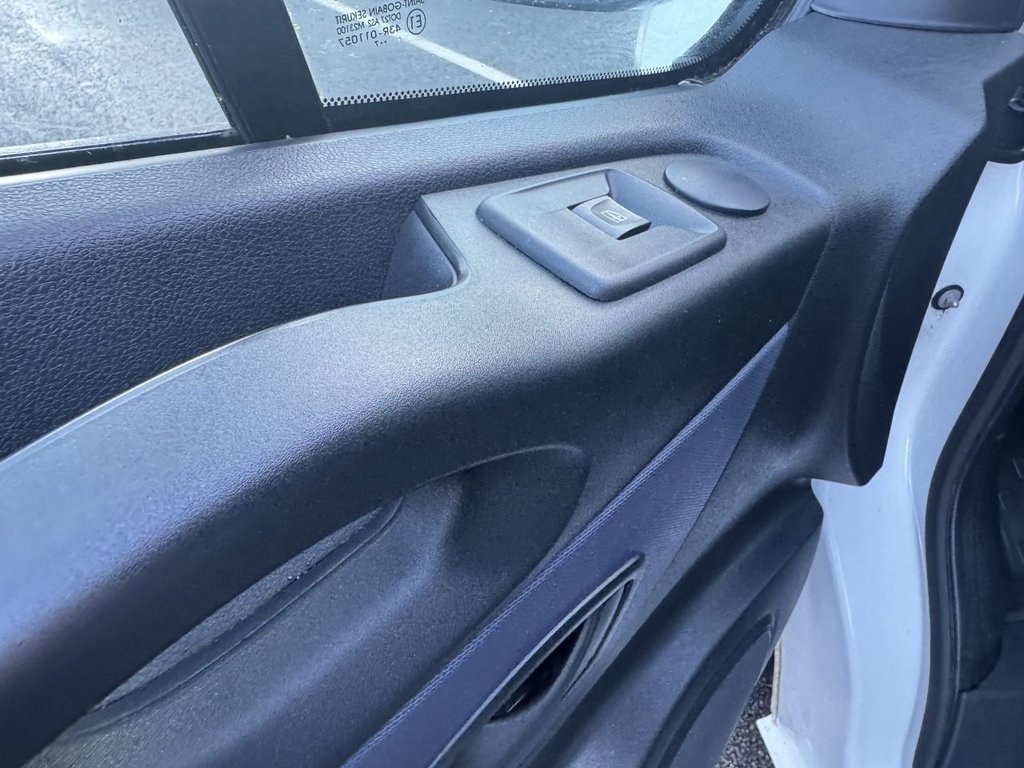 Used Vauxhall Vivaro 2017 for sale - 77293322: Photo 38