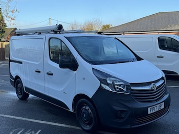 Used Vauxhall Vivaro 2017 for sale - 77293322: Photo