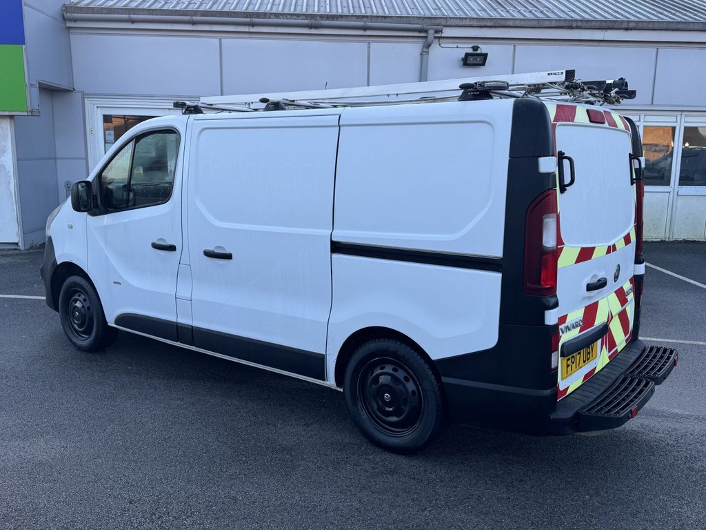 Used Vauxhall Vivaro 2017 for sale - 77293322: Photo 8