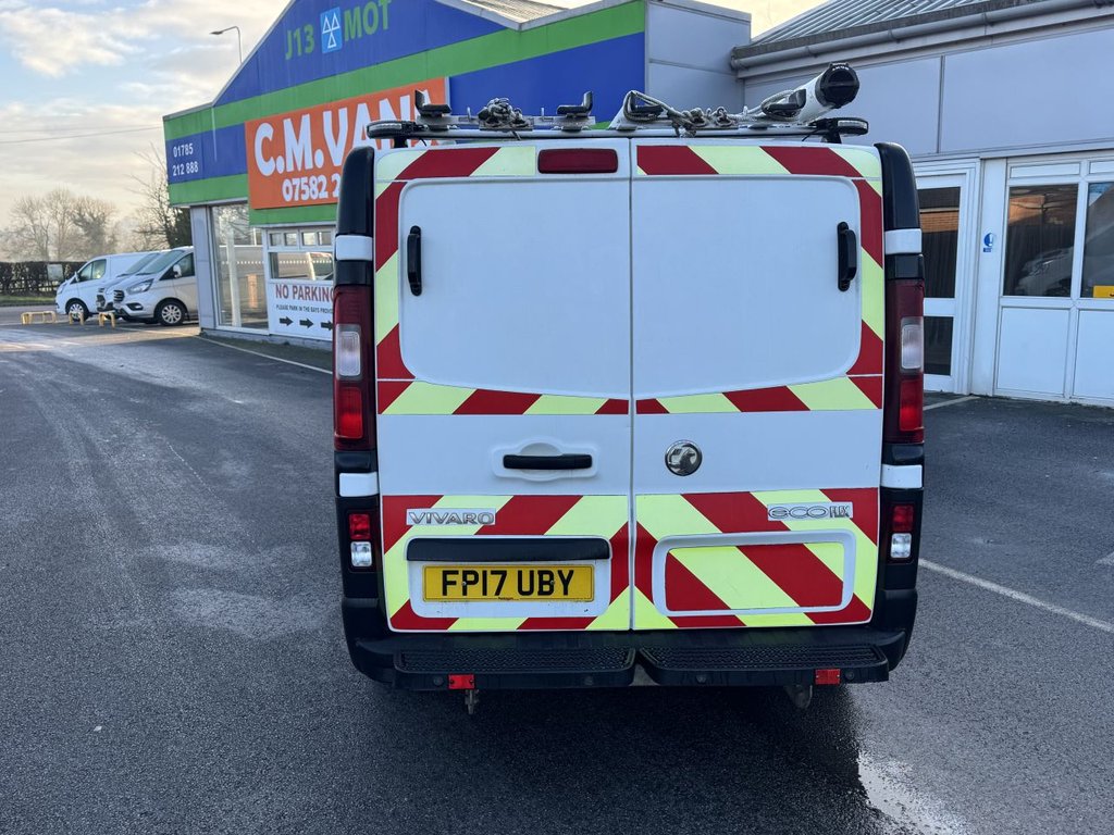Used Vauxhall Vivaro 2017 for sale - 77293322: Photo 9