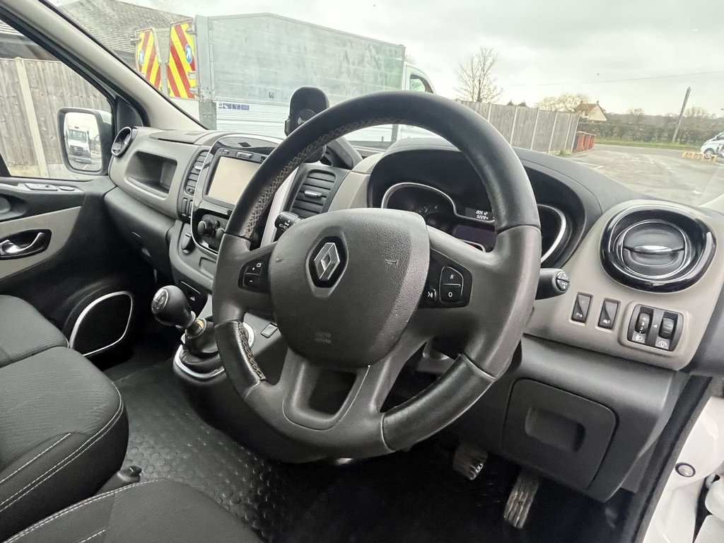 Used Renault Trafic 2017 for sale - 77293328: Photo 12