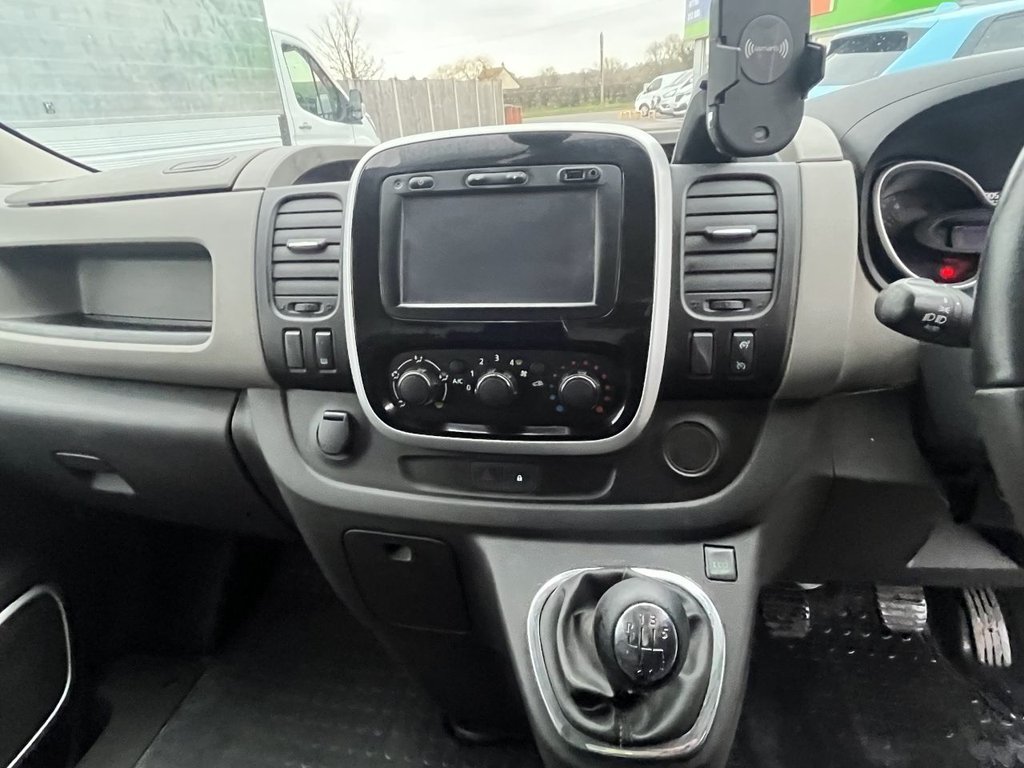 Used Renault Trafic 2017 for sale - 77293328: Photo 14