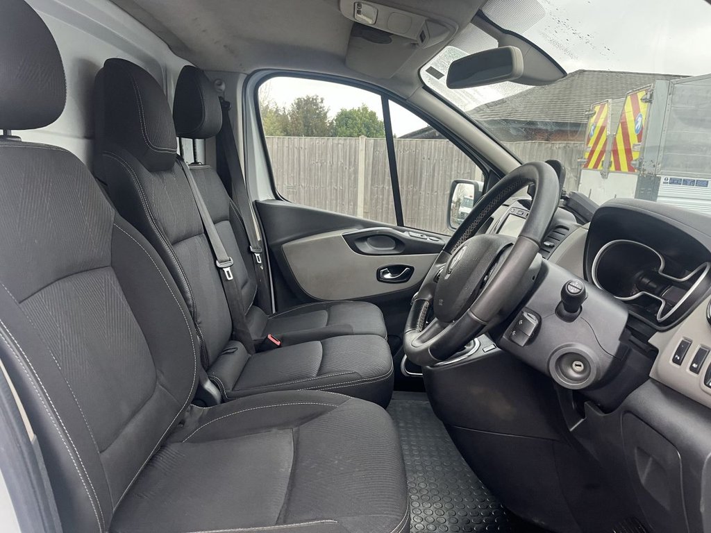 Used Renault Trafic 2017 for sale - 77293328: Photo 9