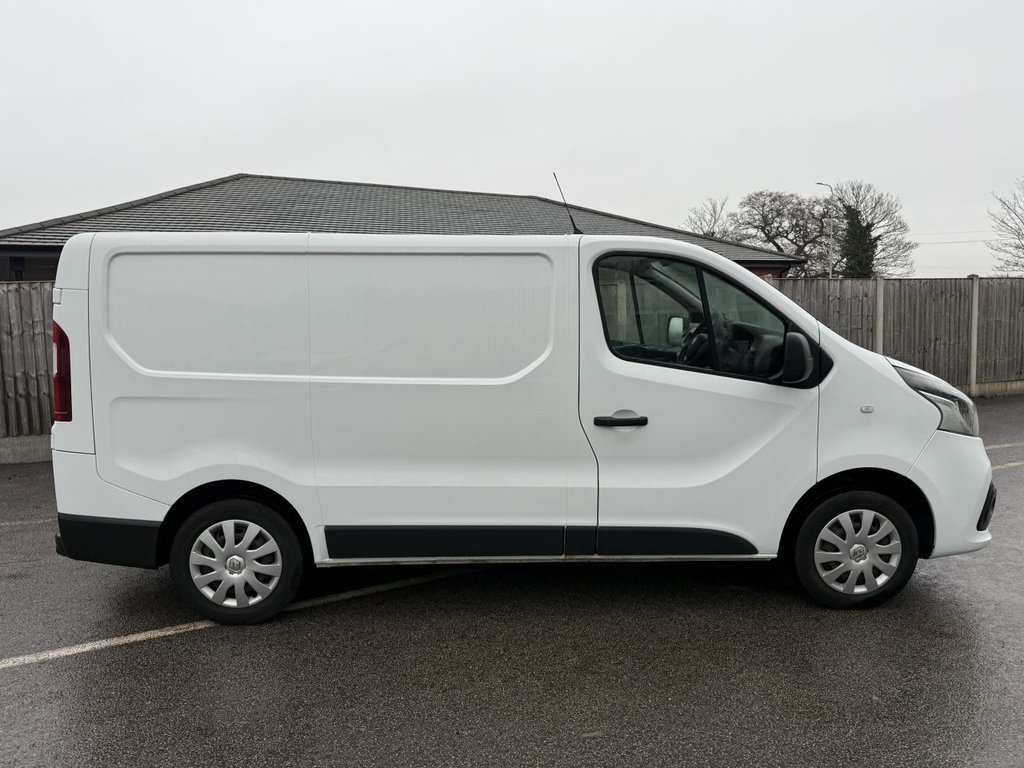 Used Renault Trafic 2018 for sale - 77139471: Photo 2