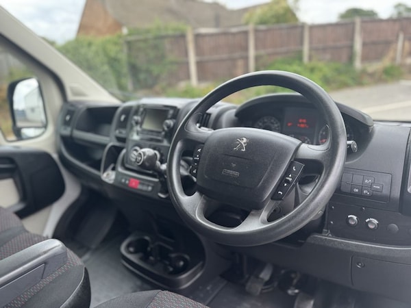 Used Peugeot Boxer 2020 for sale - 75642121: Photo 18
