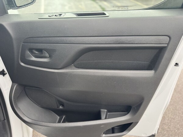 Used Vauxhall Vivaro 2023 for sale - 75527703: Photo 30