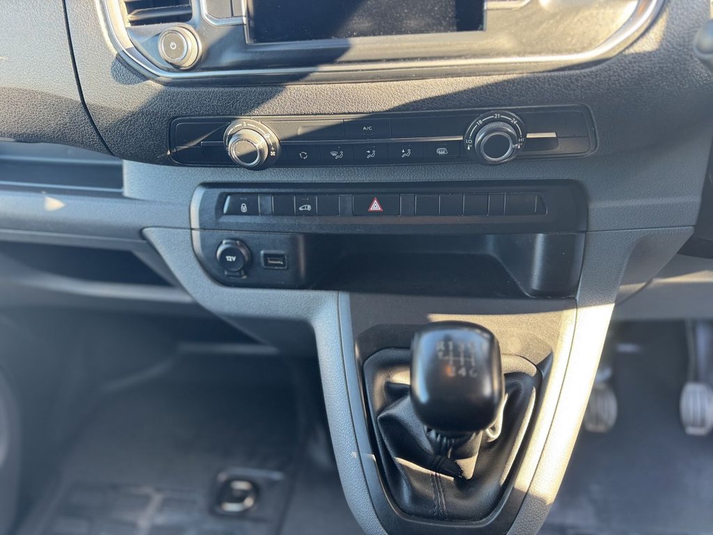 Used Vauxhall Vivaro 2022 for sale - 76570250: Photo 26