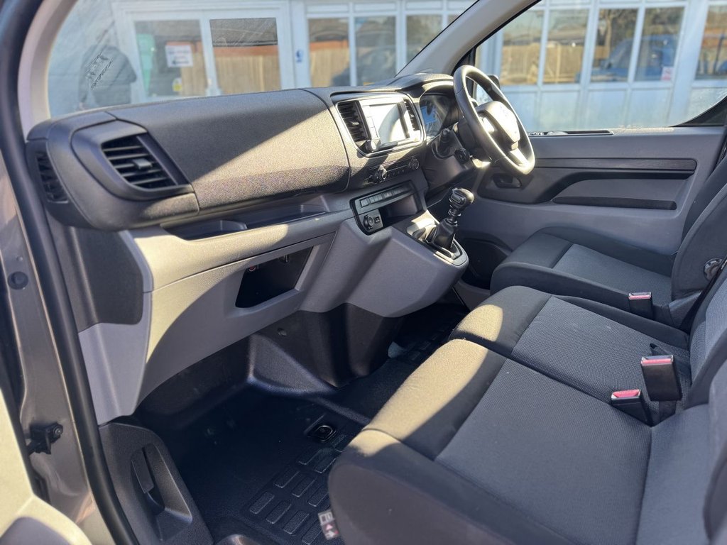 Used Vauxhall Vivaro 2022 for sale - 76570250: Photo 38