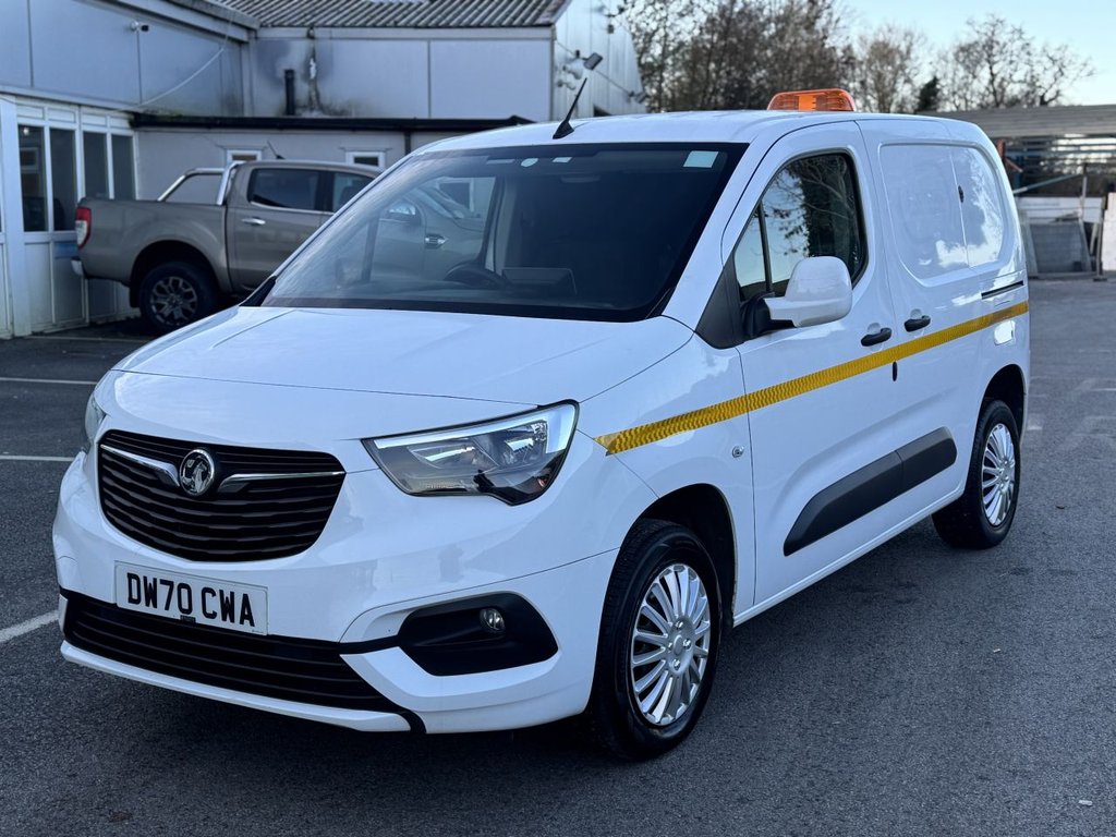 Used Vauxhall Combo 2021 for sale - 76570253: Photo 3