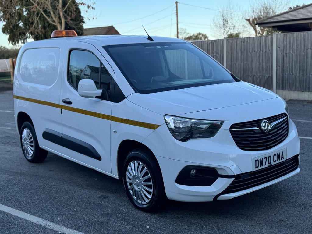 Used Vauxhall Combo 2021 for sale - 76570253: Photo 4