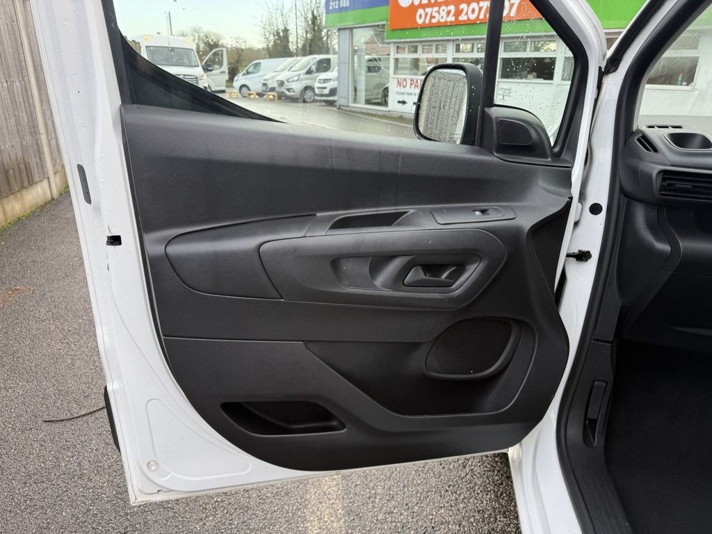 Used Vauxhall Combo 2021 for sale - 77394636: Photo 17