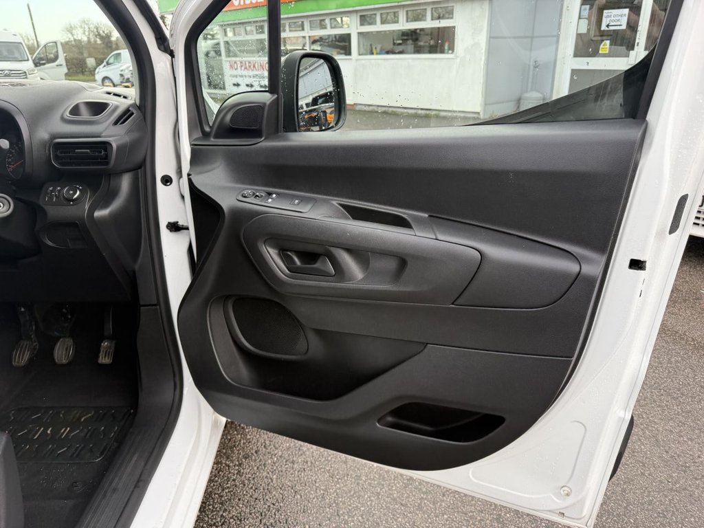 Used Vauxhall Combo 2021 for sale - 77394636: Photo 21