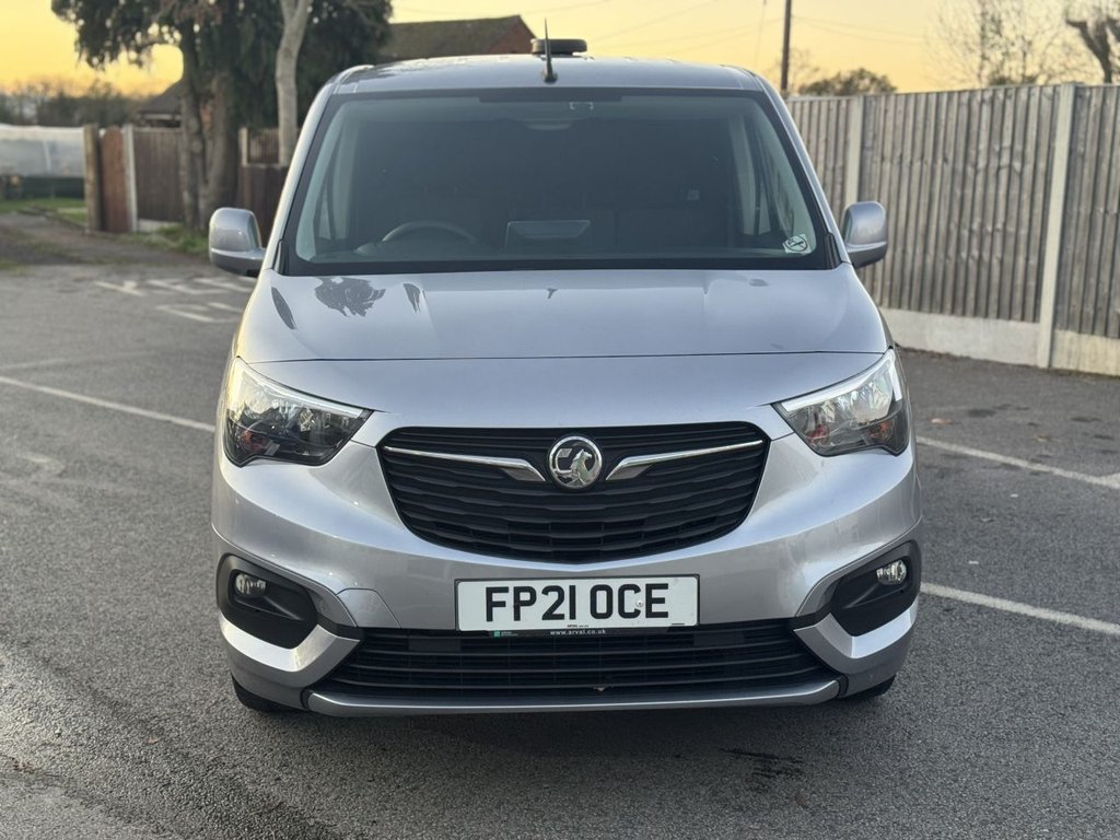 Used Vauxhall Combo 2021 for sale - 76570266: Photo 2