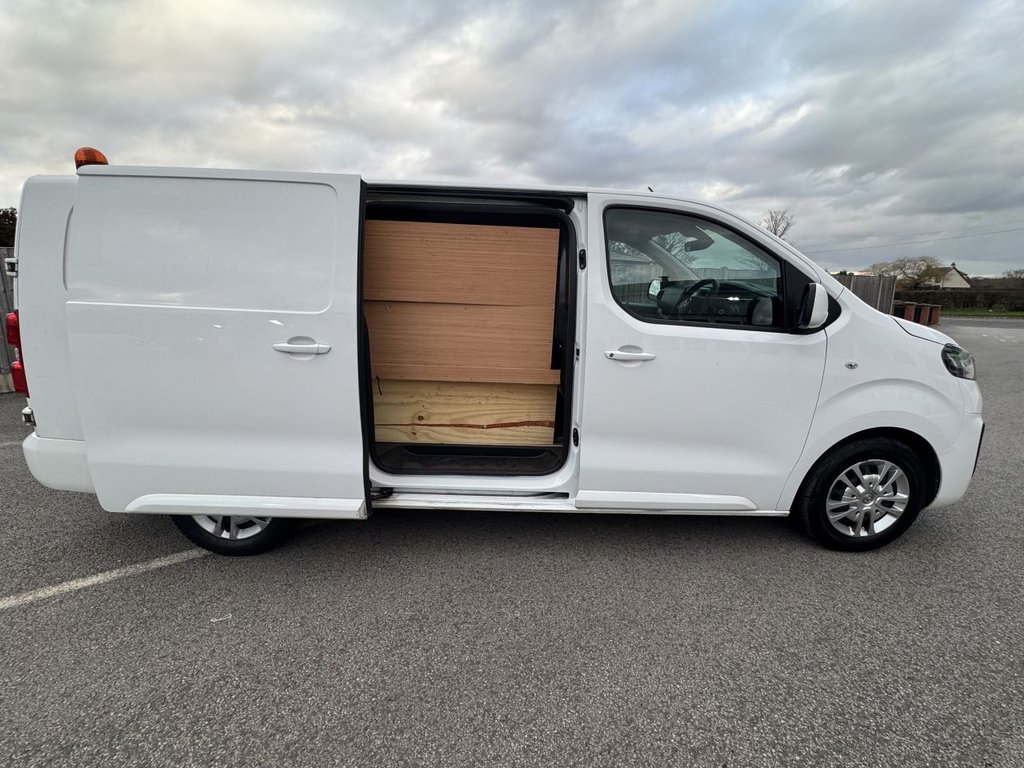 Used Vauxhall Vivaro 2021 for sale - 77609136: Photo 28