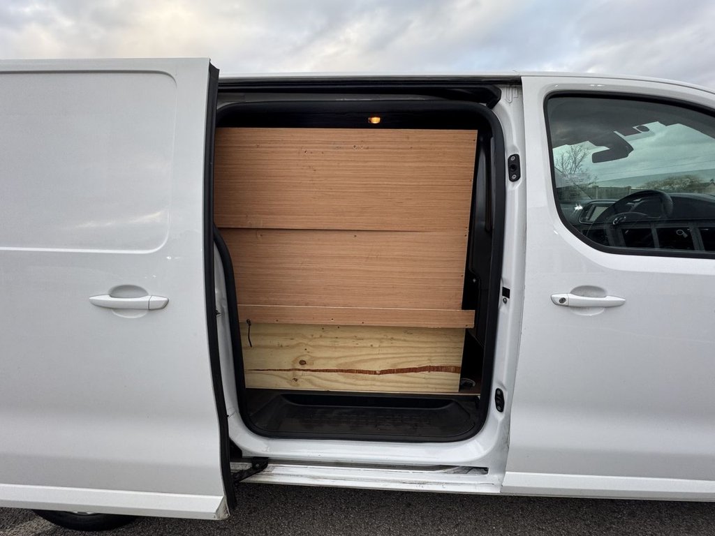 Used Vauxhall Vivaro 2021 for sale - 77609136: Photo 29