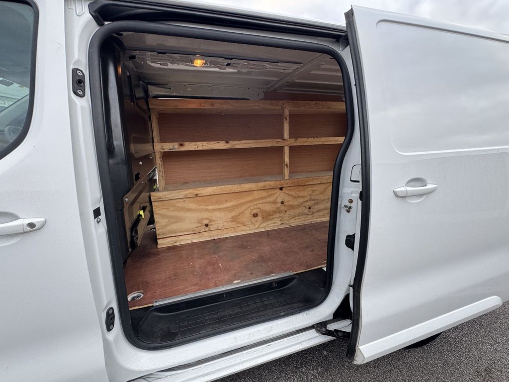 Used Vauxhall Vivaro 2021 for sale - 77609136: Photo 34