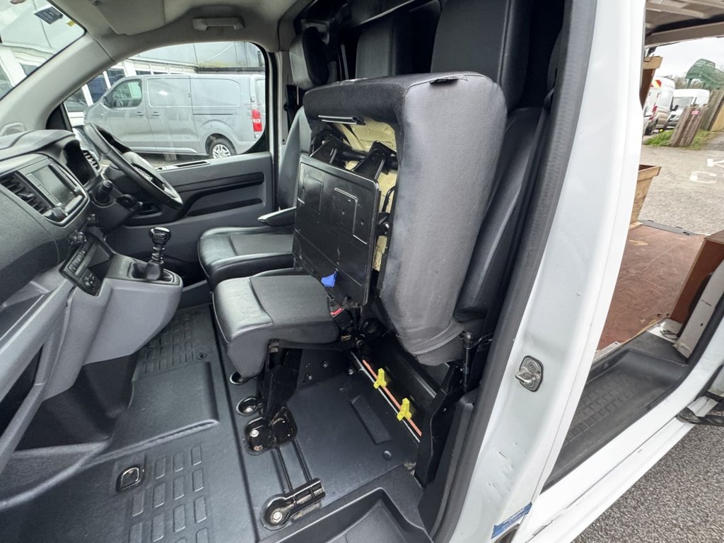 Used Vauxhall Vivaro 2021 for sale - 77609136: Photo 43