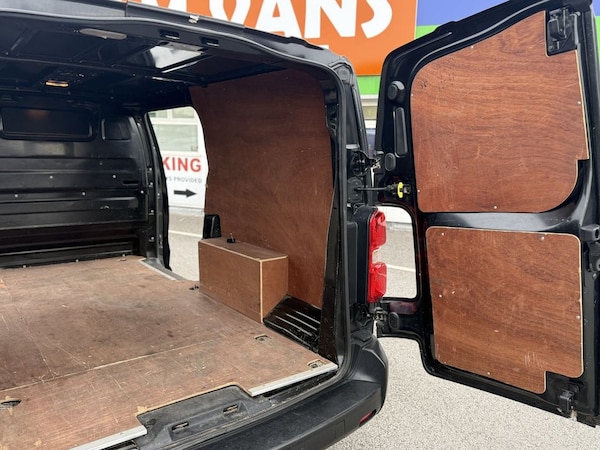 Used Vauxhall Vivaro 2022 for sale - 76118931: Photo 10