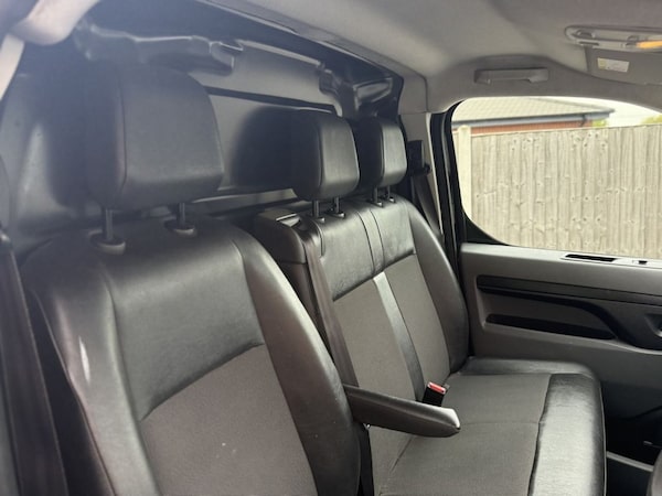 Used Vauxhall Vivaro 2022 for sale - 76118931: Photo 24