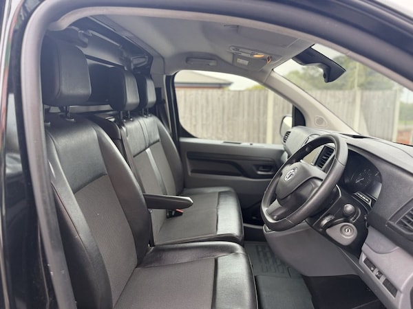 Used Vauxhall Vivaro 2022 for sale - 76118931: Photo 25