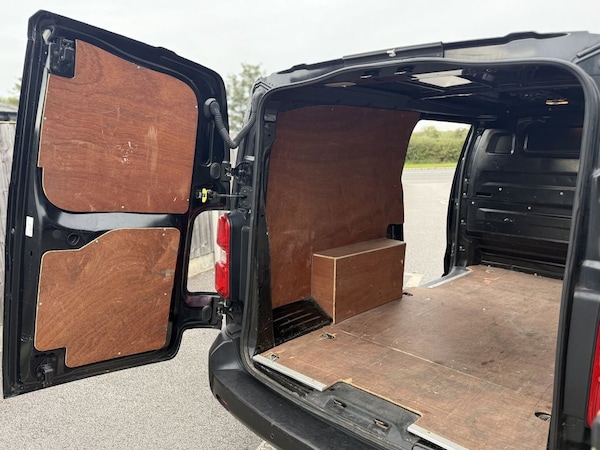 Used Vauxhall Vivaro 2022 for sale - 76118931: Photo 9