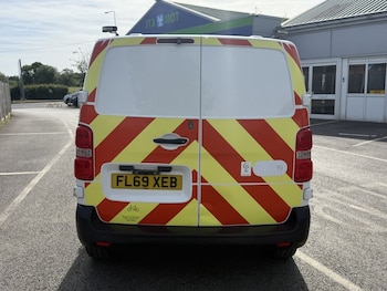 Used Vauxhall Vivaro 2019 for sale - 78758052: Photo