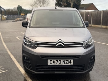 Used Citroen Berlingo 2020 for sale - 76985898: Photo