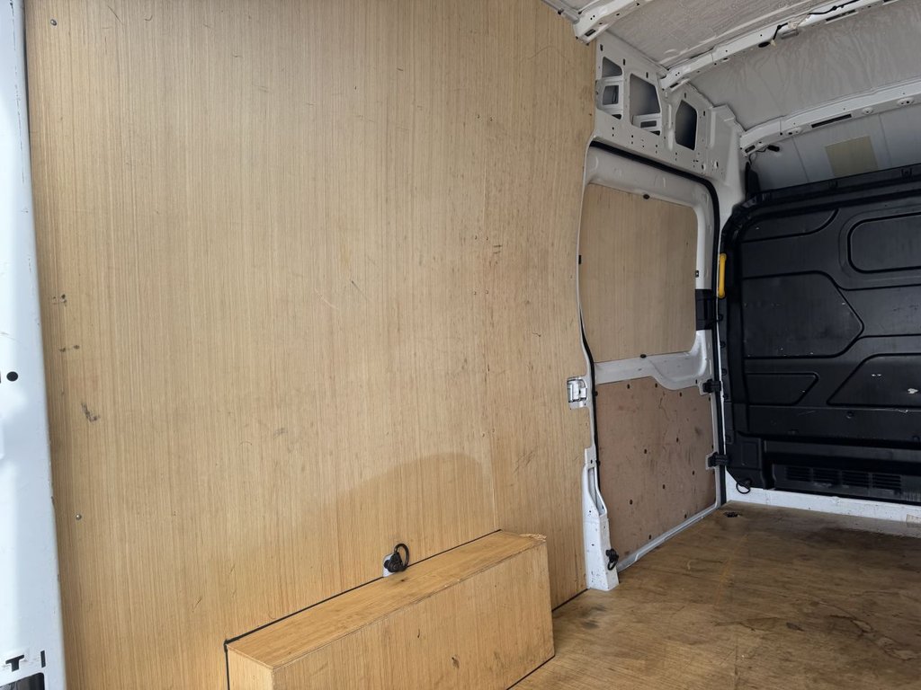 Used Ford Transit 2024 for sale - 77835035: Photo 8
