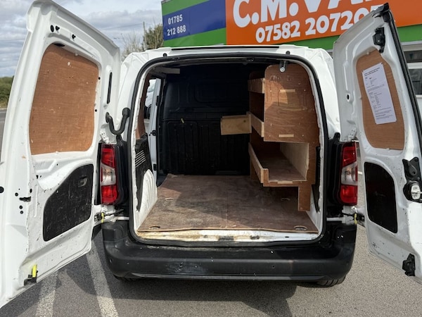 Used Peugeot Partner 2020 for sale - 75653904: Photo 6