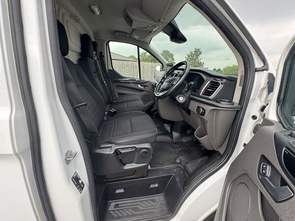 Used Ford Transit Custom 2021 for sale - 75346939: Photo 17