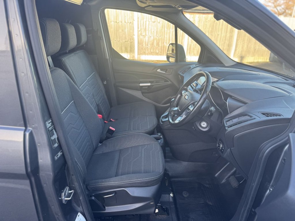 Used Ford Transit Connect 2018 for sale - 76632280: Photo 20