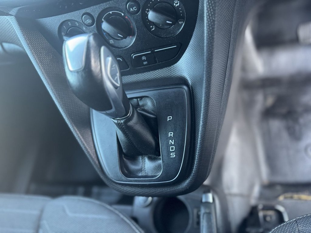 Used Ford Transit Connect 2018 for sale - 76632280: Photo 30