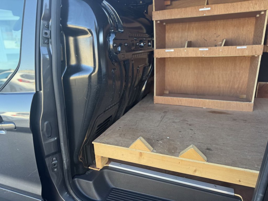 Used Ford Transit Connect 2018 for sale - 76632280: Photo 40