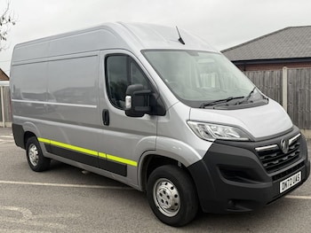 Vauxhall Movano feature image