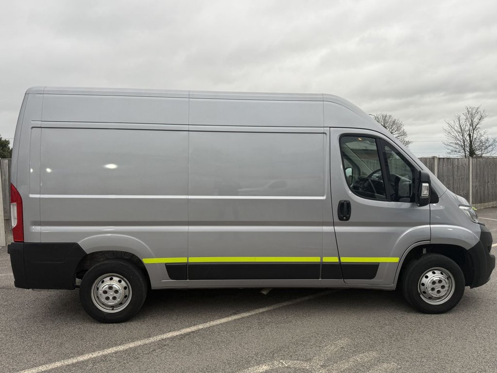 Used Vauxhall Movano 2023 for sale - 78008770: Photo 2