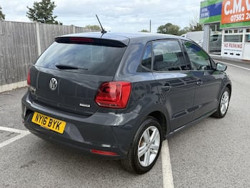 Used Volkswagen Polo 2016 for sale - 79722689: Photo