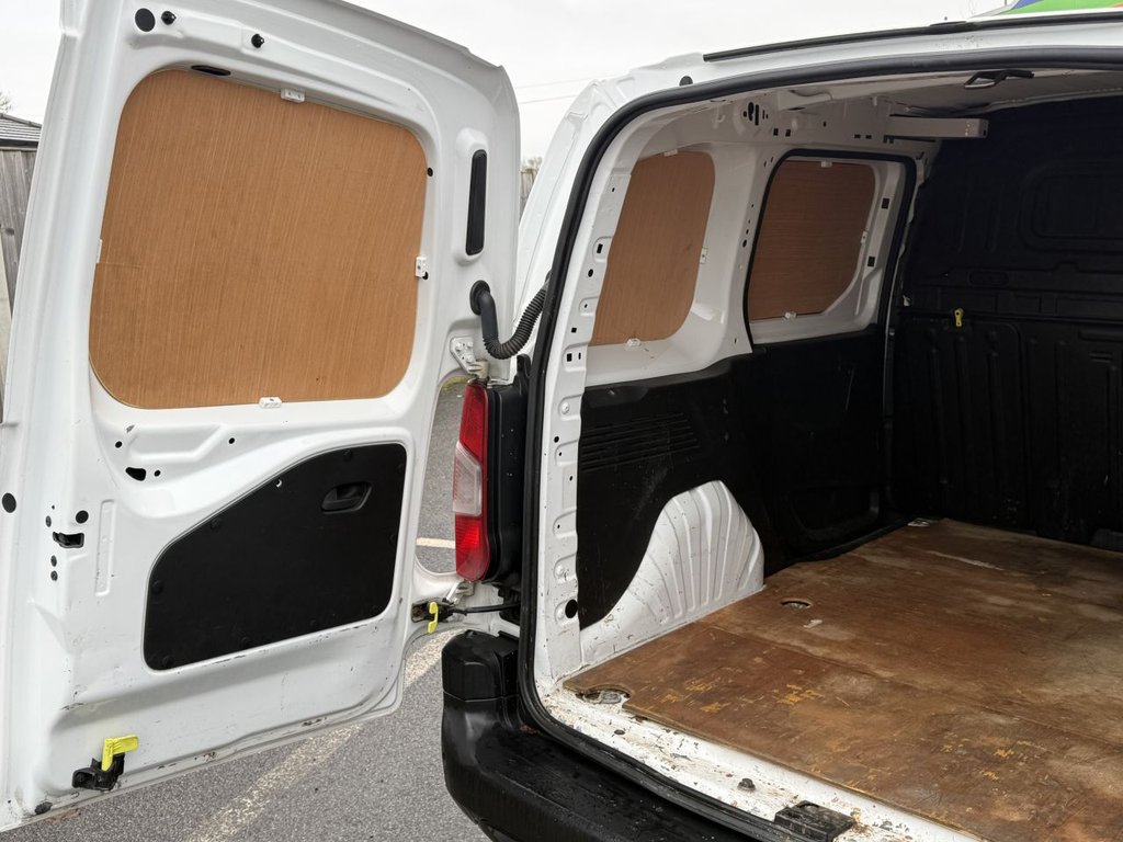 Used Peugeot Partner 2020 for sale - 77133629: Photo 11