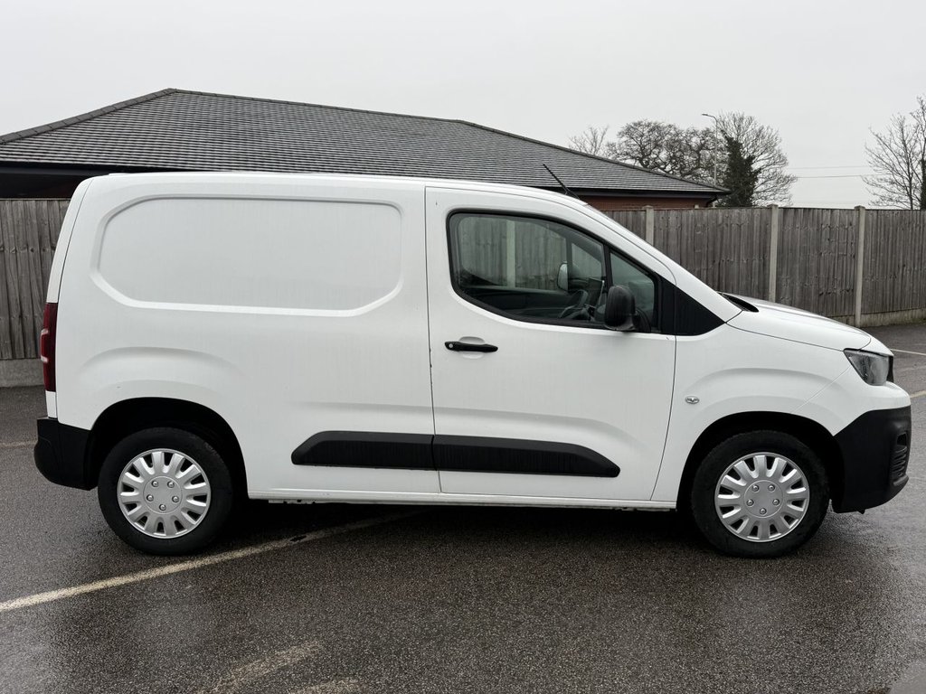 Used Peugeot Partner 2020 for sale - 77133629: Photo 2