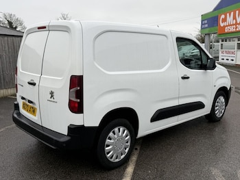 Used Peugeot Partner 2020 for sale - 77133629: Photo