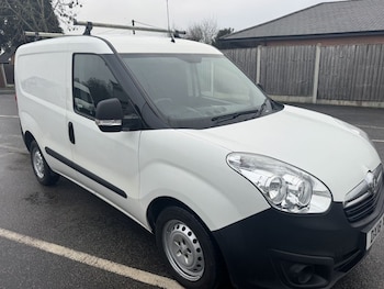Used Vauxhall Combo 2018 for sale - 77370169: Photo