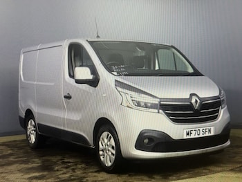 Renault Trafic feature image