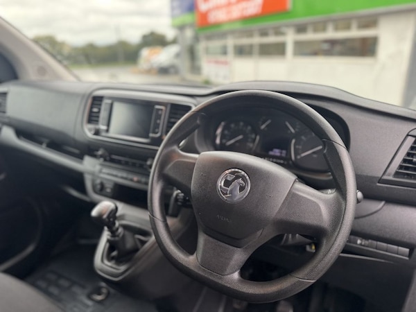 Used Vauxhall Vivaro 2023 for sale - 76163404: Photo 18