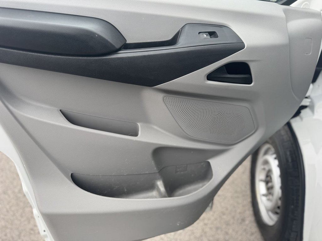 Used Maxus Deliver 9 2022 for sale - 76210474: Photo 35