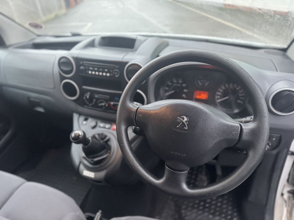 Used Peugeot Partner 2015 for sale - 77139473: Photo 24