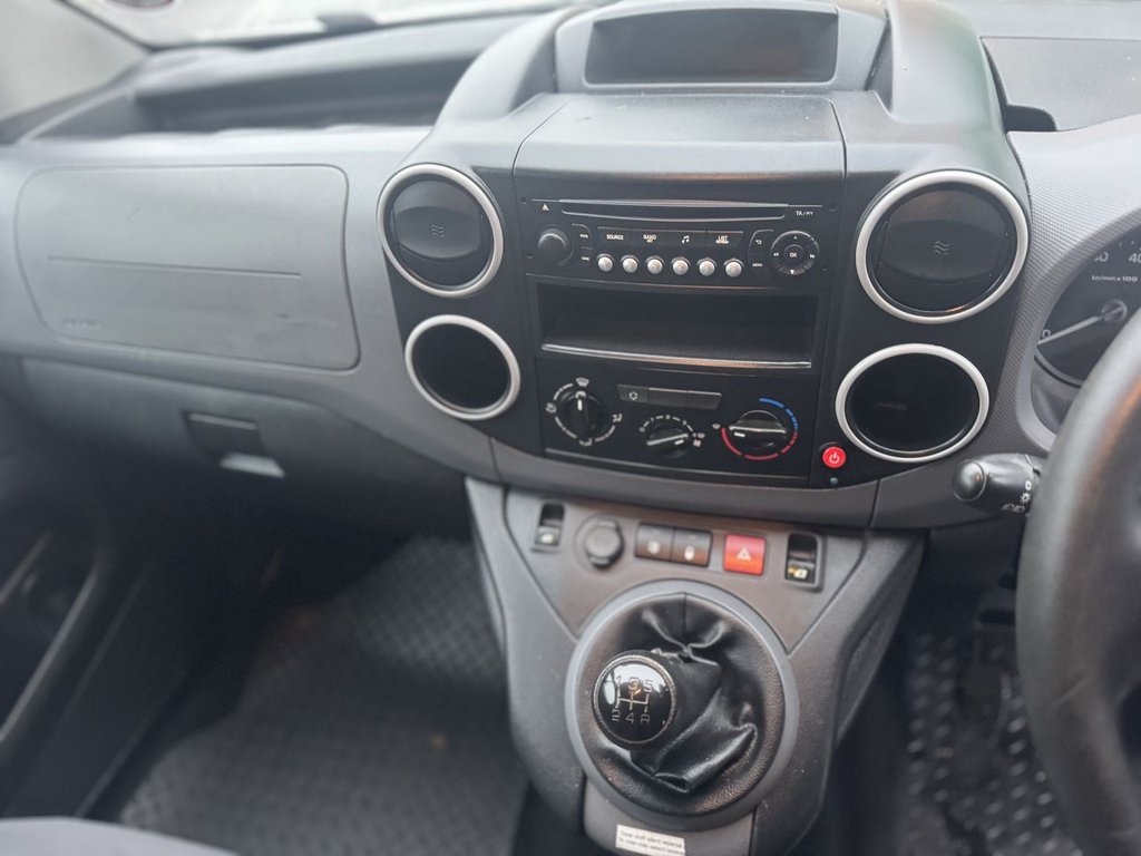 Used Peugeot Partner 2015 for sale - 77139473: Photo 26