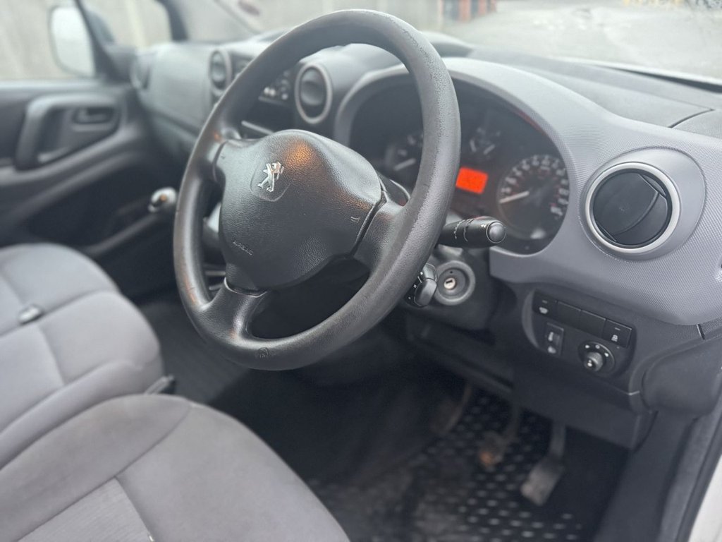 Used Peugeot Partner 2015 for sale - 77139473: Photo 27