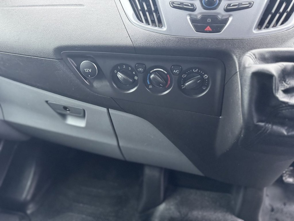 Used Ford Transit Custom 2015 for sale - 76454462: Photo 24