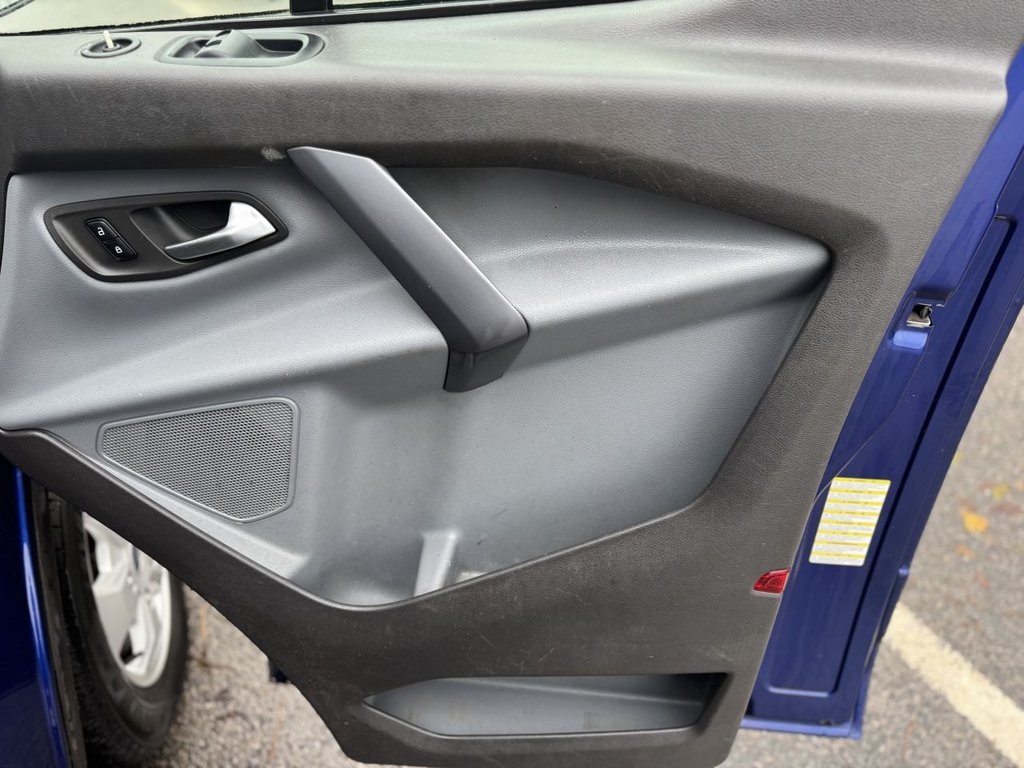 Used Ford Transit Custom 2015 for sale - 76454462: Photo 25