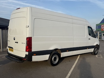 Used Mercedes-Benz Sprinter 2022 for sale - 77952473: Photo