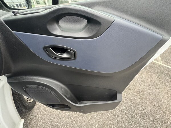 Used Vauxhall Vivaro 2018 for sale - 76080923: Photo 28